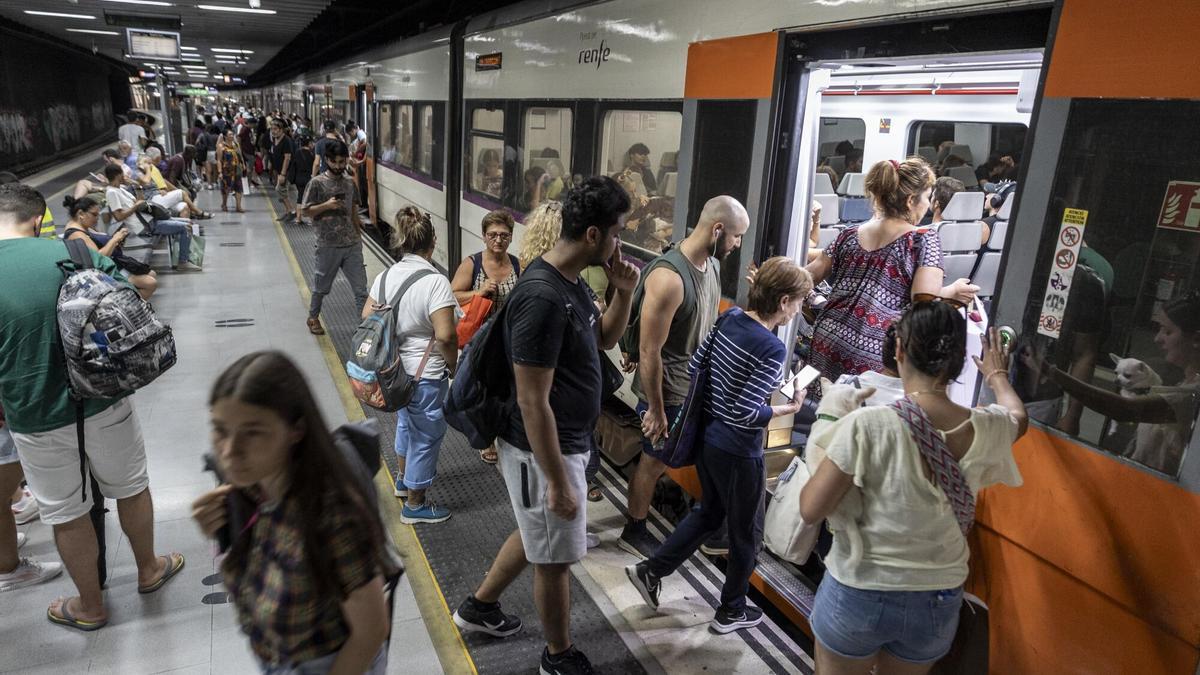 Rodalies perd 1,1 milions de viatgers el novembre, el pitjor registre de l’any