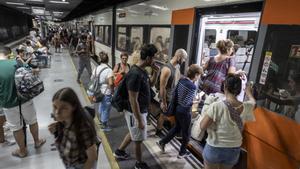 Junts critica el "tancament en fals" del traspàs de Rodalies