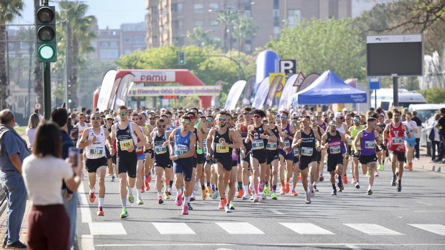Búscate en las fotos de la carrera por la cirugía solidaria