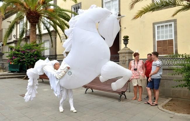 TEMUDAS FEST DES QUIDAMS FIERS A CHEVAL PLAZA ...