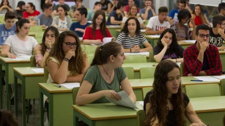 Ingeniería Electrónica Industrial es la única carrera que las mujeres no solicitan