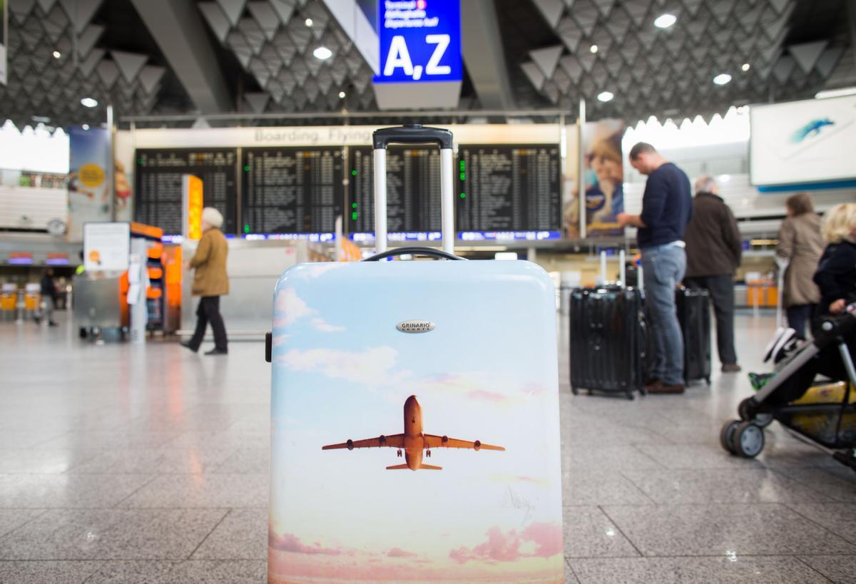 An einem deutschen Flughafen.