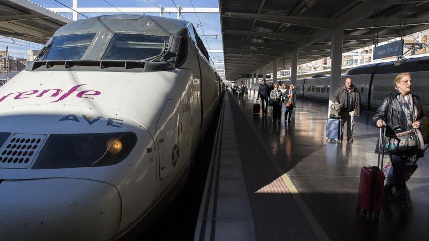 Renfe aumenta el número de trenes para facilitar el distanciamiento social