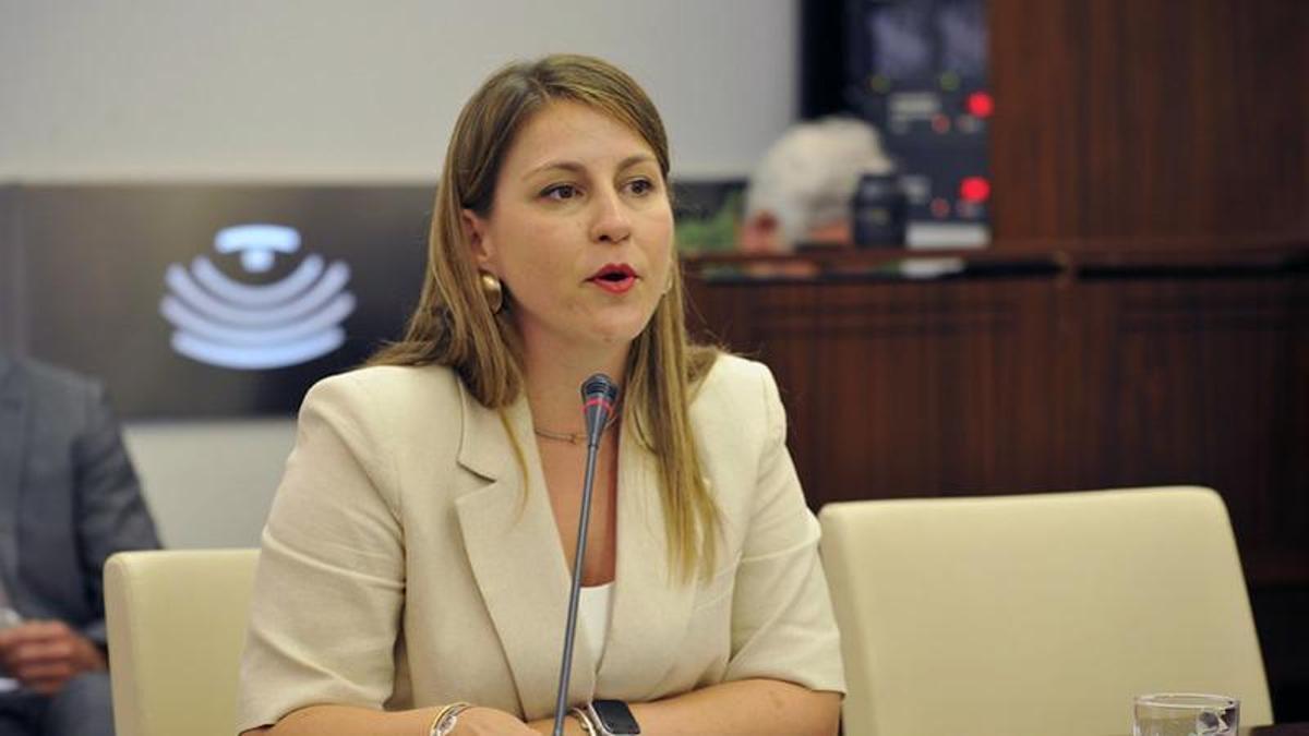 Valencia anuncia la actualización de las listas de interinos docentes en Extremadura