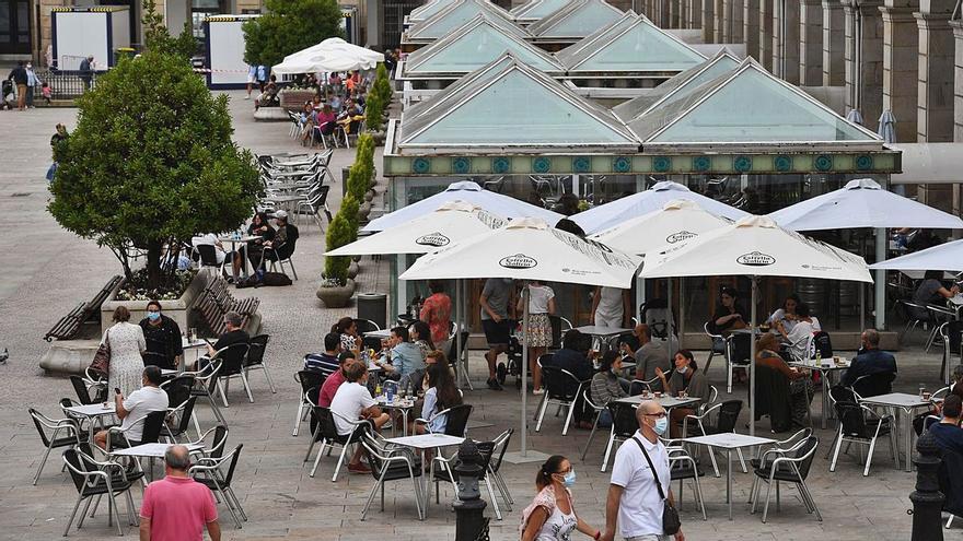 Sanidade amplía hasta la una de la madrugada el horario de la hostelería para dar cenas