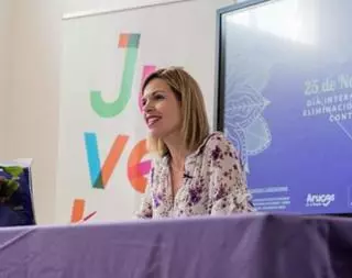 Arucas educa en igualdad con exposición sobre relaciones sanas