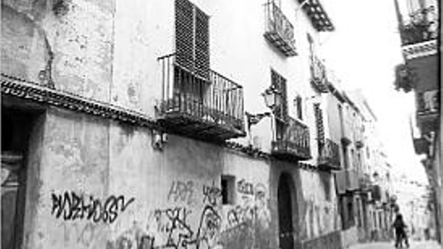 Vista de l&#039;edifici de Cal Puigjaner des del carrer