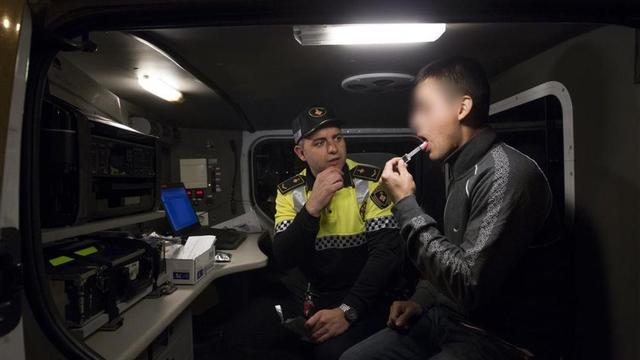 Un conductor da positivo en todas las drogas detectables