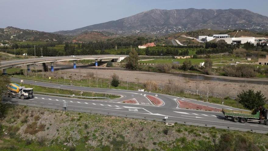 Mijas invertirá 3,7 millones de euros en remodelar la carretera que une La Cala con Entrerríos