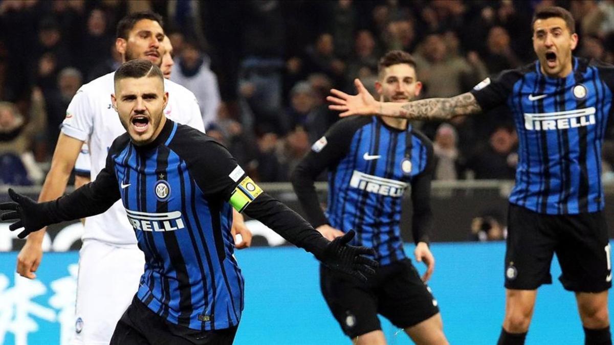 Icardi celebra el gol con que el Inter abrió la victoria sobre el Atalanta