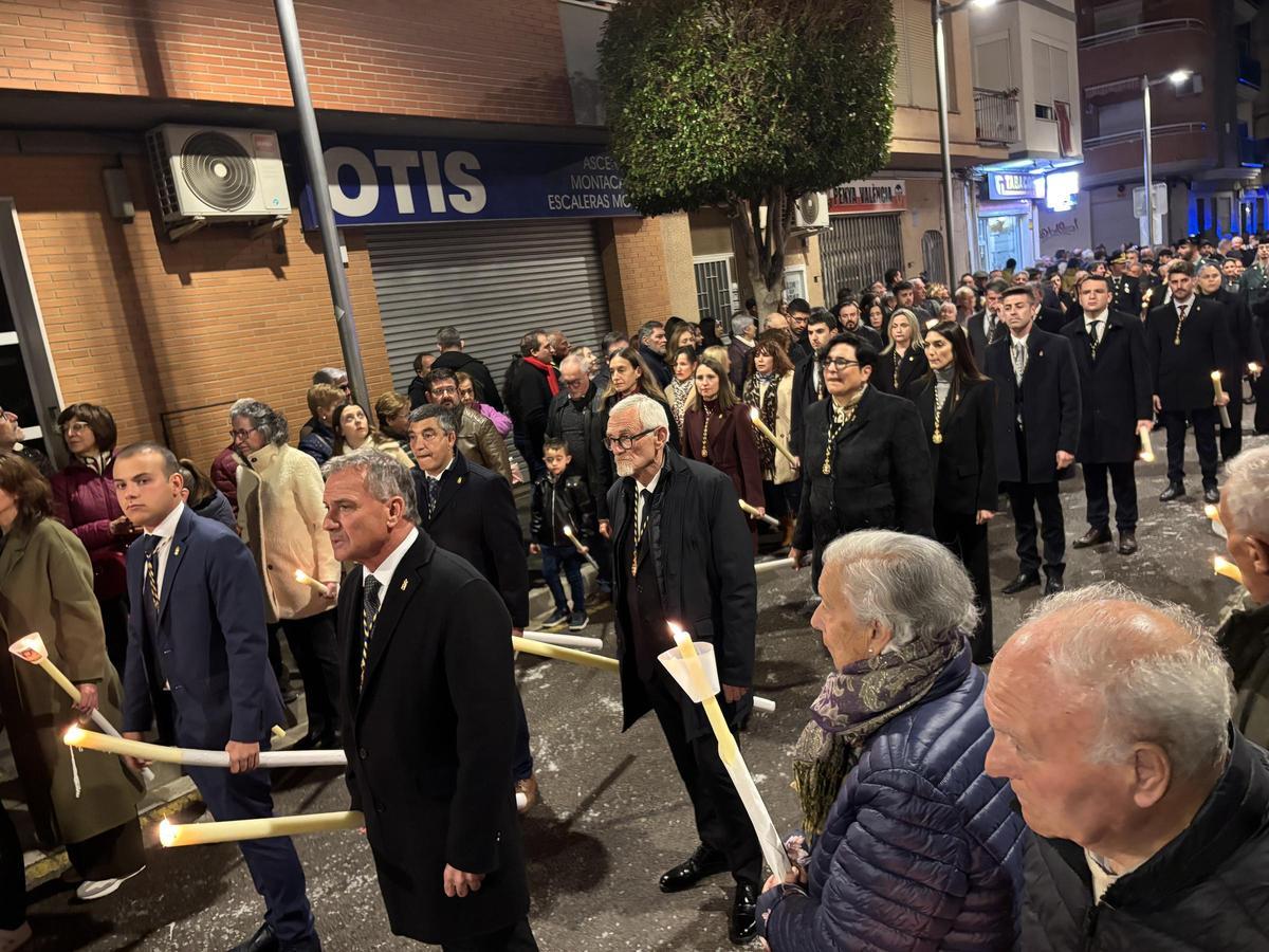 Las imágenes de la multitudinaria procesión de subida de la imagen del Santísimo Cristo del Mar de Benicarló