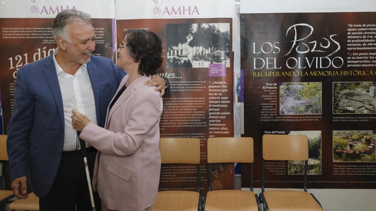 El ministro Ángel Víctor Torres conmemora en el IES Las Huesas (Telde) el Día de la Memoria
