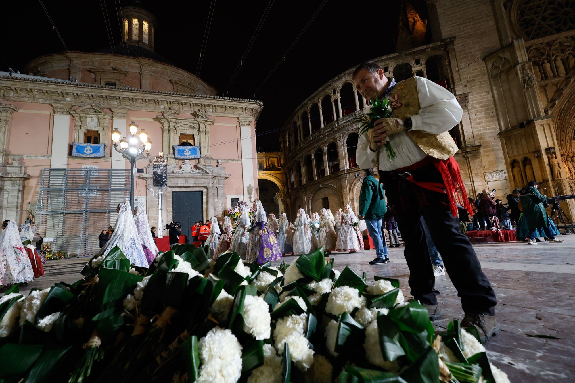 Todas las fotos de la Ofrenda del 17 de marzo por la calle de la Paz de 21:00 a 22:00 horas