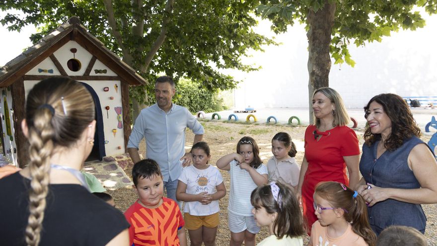 Los recursos de corresponsabilidad y conciliación llegan a más de una treintena de pedanías de la Región