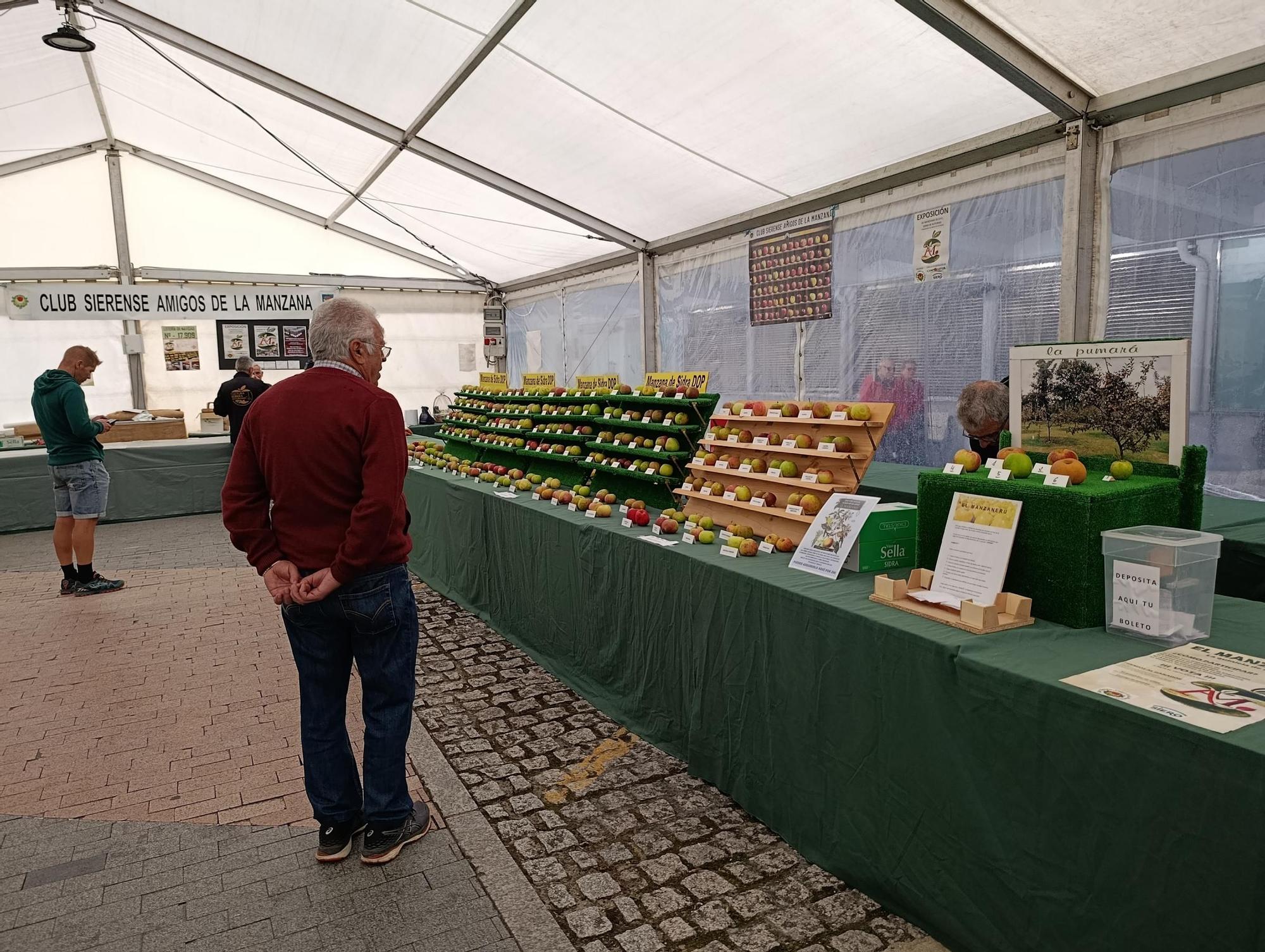 Lleno en la muestra agroalimentaria de la Plaza de Abastos de La Pola