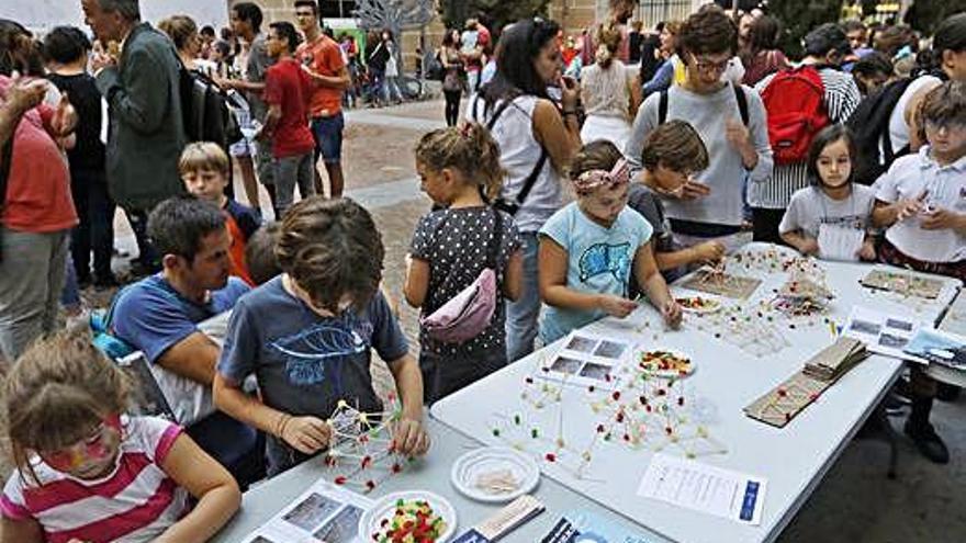 La nit de la recerca se centra en la taula periòdica dels elements