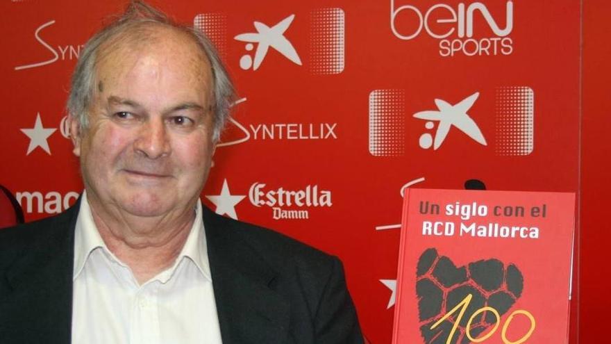 Miguel Vidal en la presentación del libro &#039;Un siglo con el RCD Mallorca&#039;