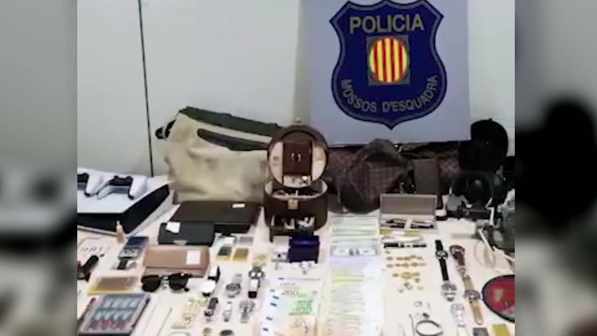 Desmantelan un grupo criminal que robaba en domicilios de Barcelona.