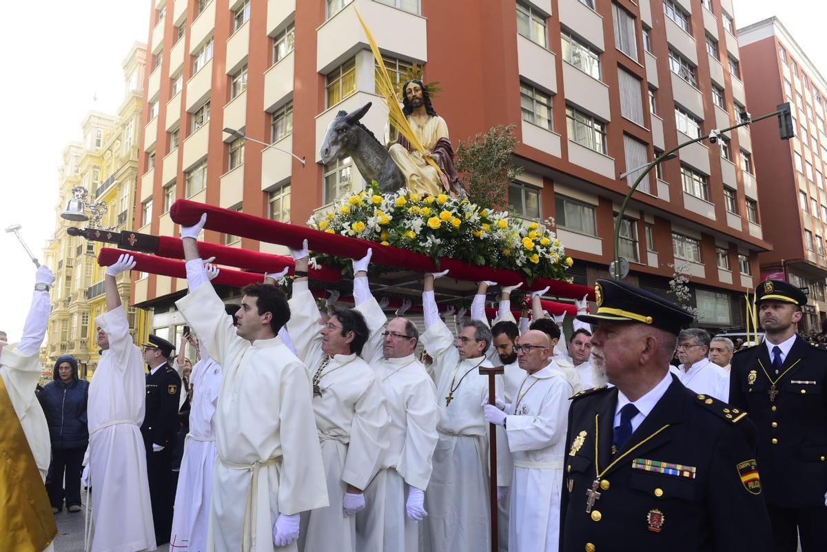 Paso de la Borriquilla en A Coruña.