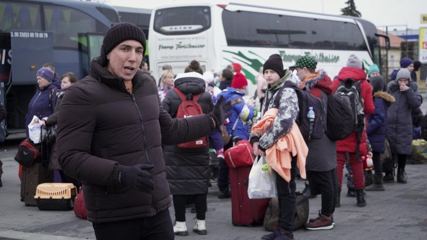 &#039;Zoom&#039; de À Punt viaja a la frontera polaca para contar historias de refugiados, ONG y voluntarios