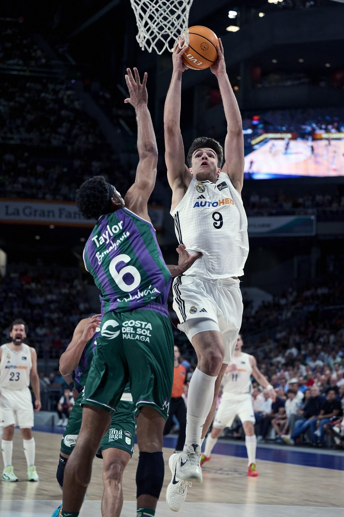 Fotos del segundo partido de semifinales de la ACB: Real Madrid - Unicaja