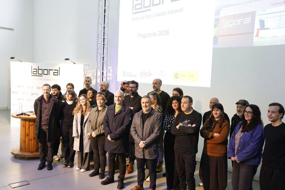 Presentación del programa anual de Laboral a cargo de su directora, Semíramis González, y el Director General de Cultura, Pablo León.