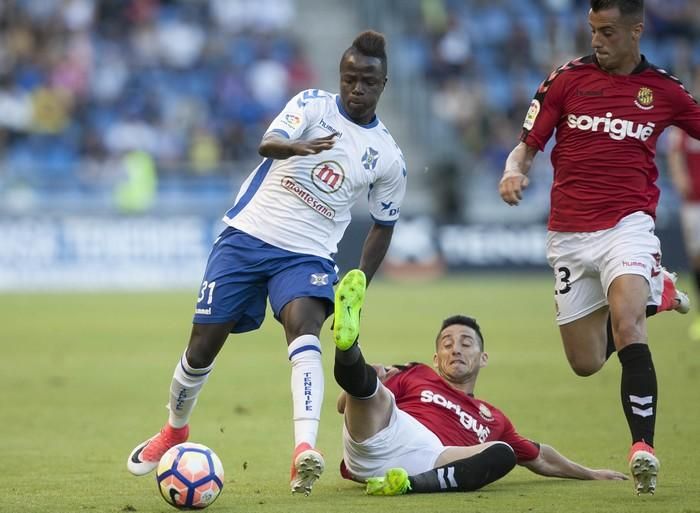 04/06/2017.DEPORTES.Partido de futbol entre CD Tenerife y Nástic Tarragona..Fotos: Carsten W. Lauritsen