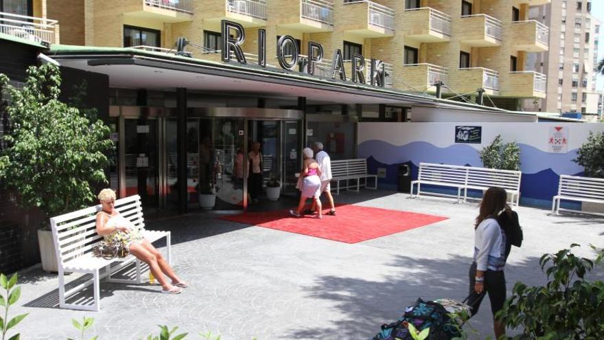 CaixaBank financia la rehabilitación del hotel Rio Park de Benidorm