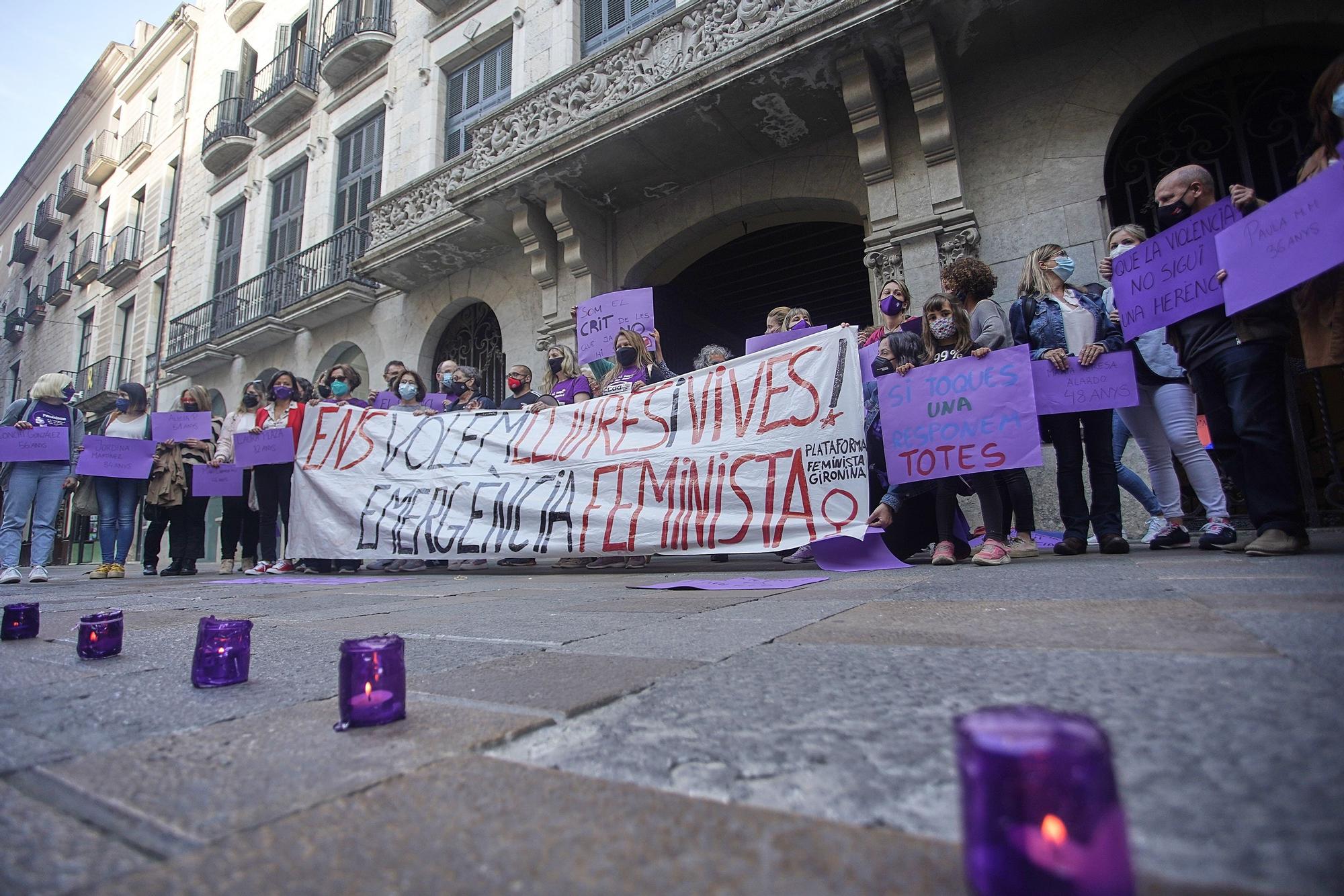 La Plataforma Feminista denuncia els feminicidis