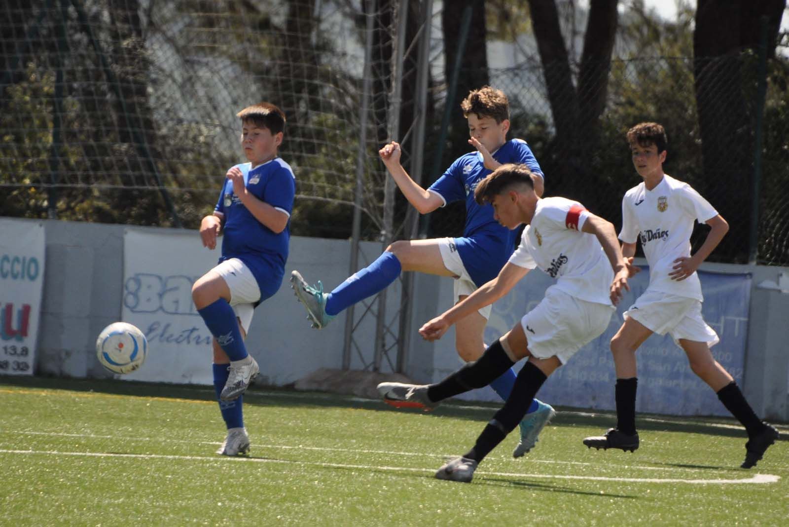 El fútbol base vuelve a sonreír