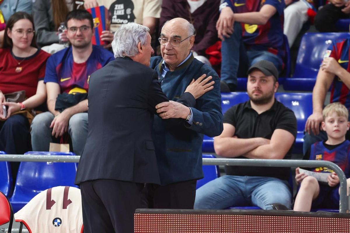 El ex directivo responsable del Barça, Salvador Alemany, no quiso perderse el partido de Pesic