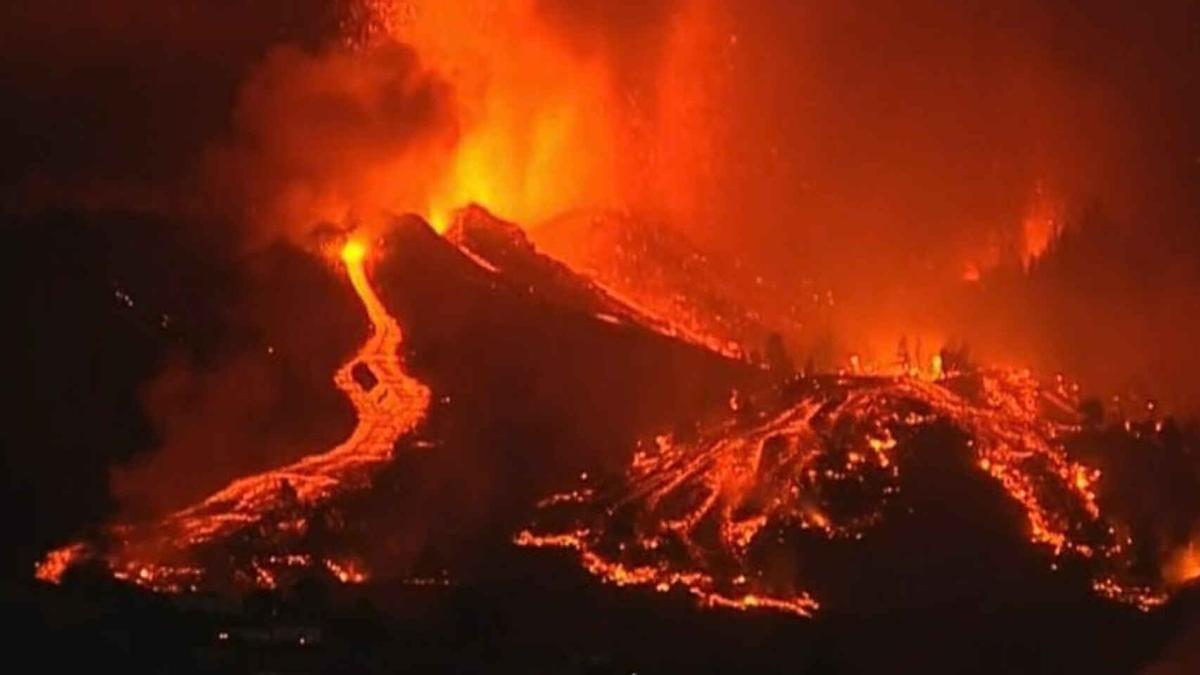 Científicos de todo el mundo viajan a La Palma para investigar el volcán y sus efectos