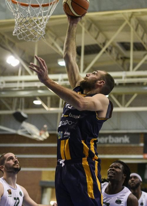 La victoria (82-62) del Oviedo al Cáceres