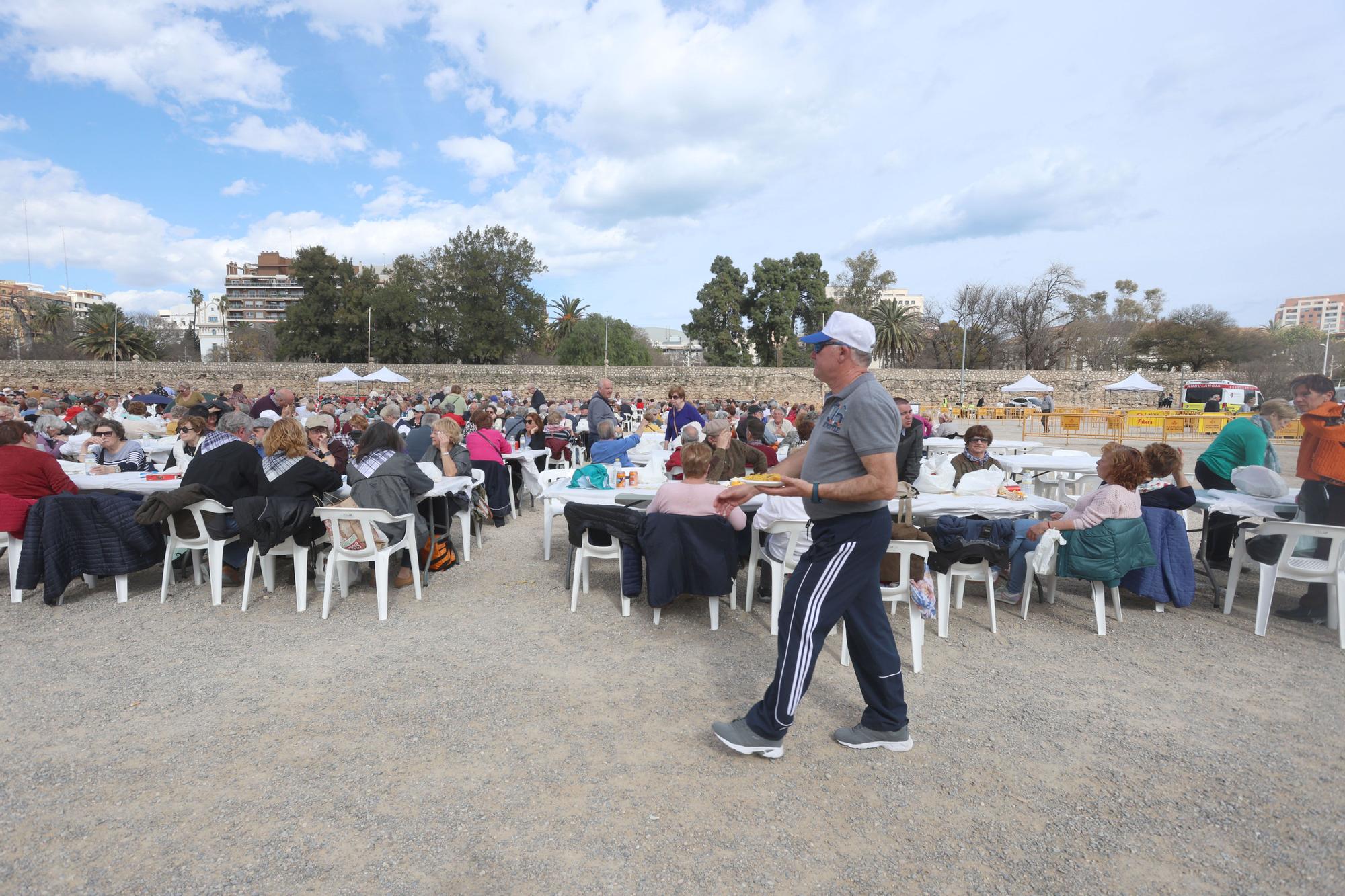 Paellas organizadas por la concejalía de atención a personas mayores del Ayuntamiento de València