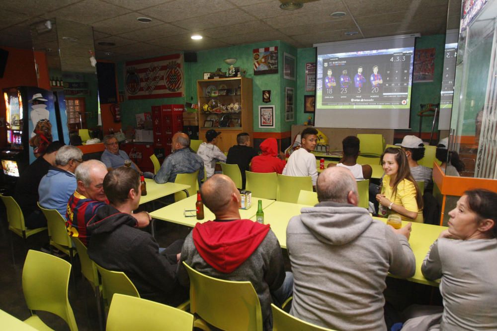 Eufòria entre els culers reunits per veure el partit