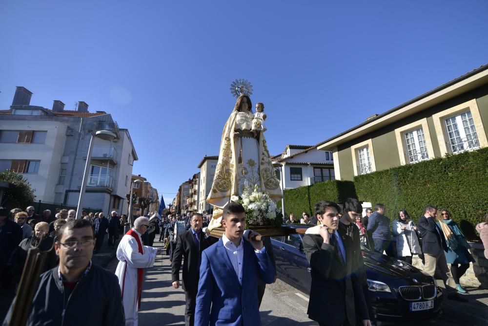 Procesión del cristo del socorro en Luanco