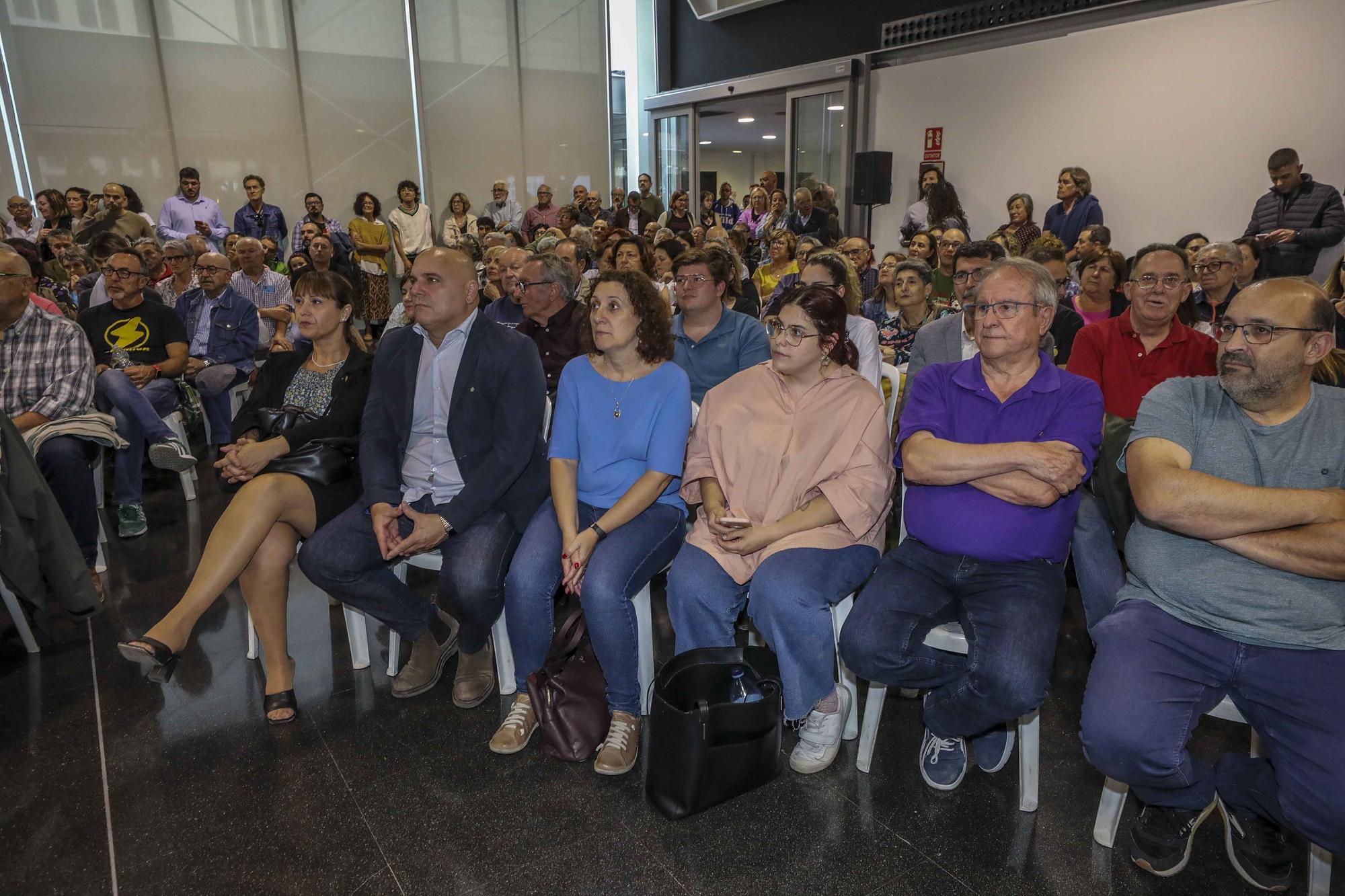 Íñigo Errejón en Elche con Compromís