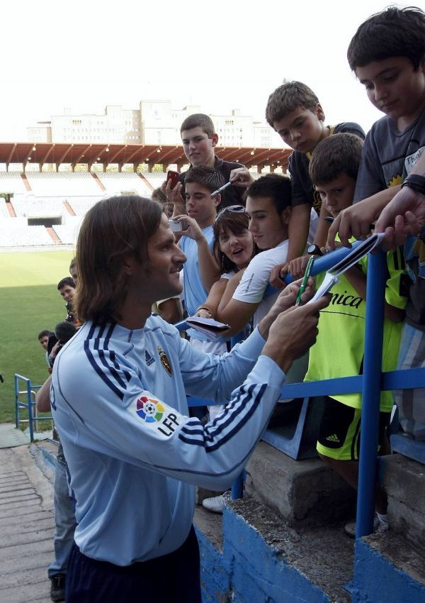 Presentación de Leo Franco