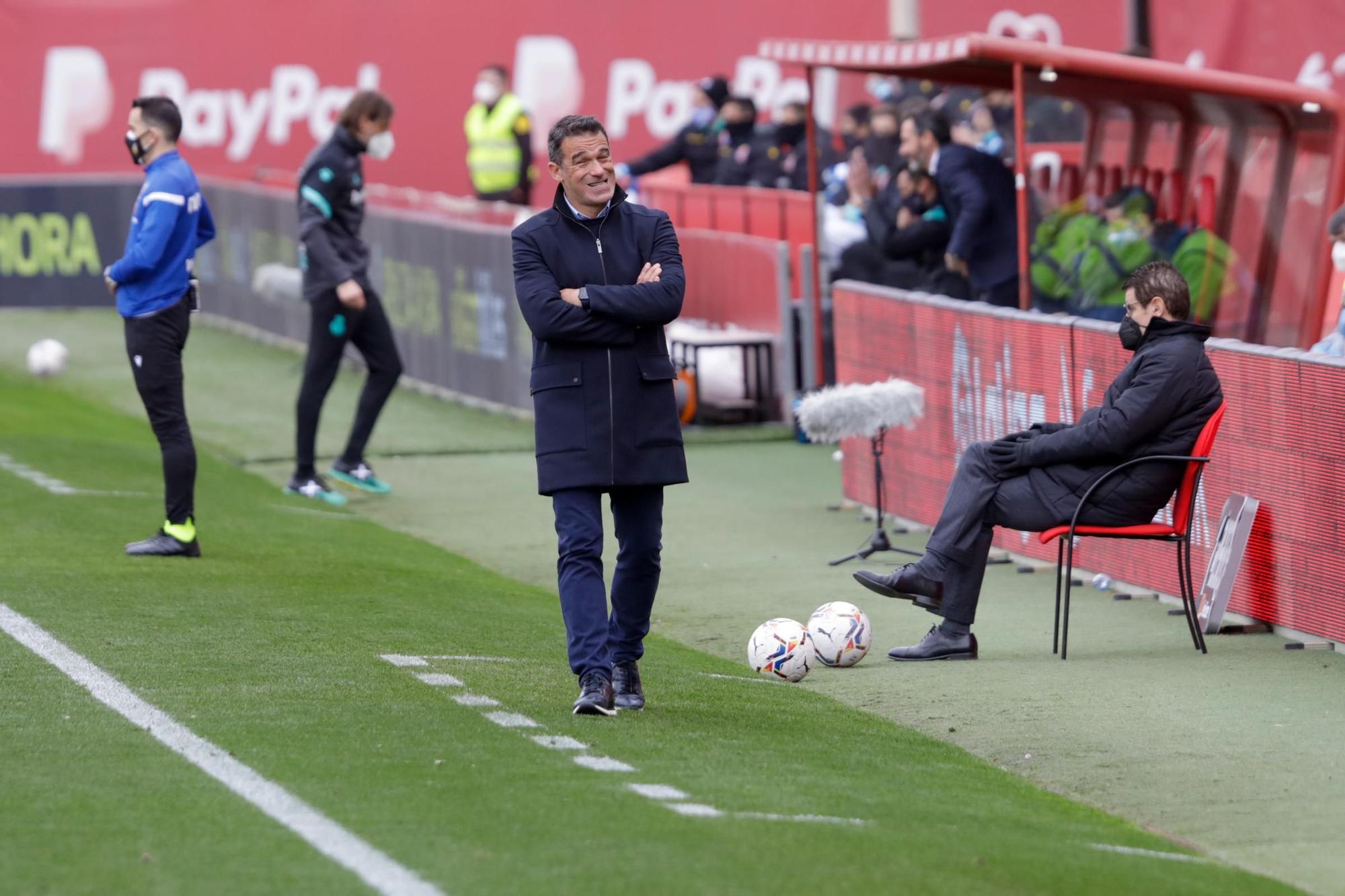 El Mallorca perdona al Espanyol y pierde