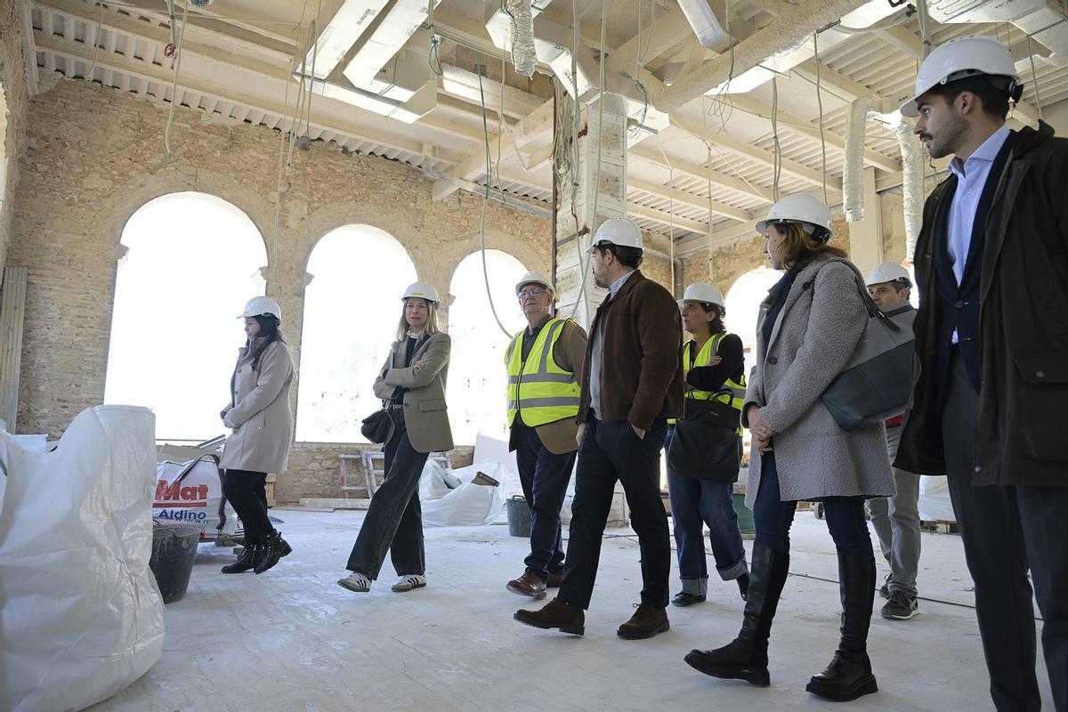 Visita a las obras de Villa Amparo en Paiporta.