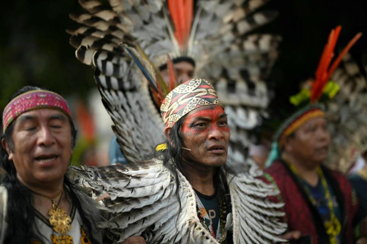 Manifestantes llenan las calles de Belém para reclamar mayor ambición climática en plena COP30