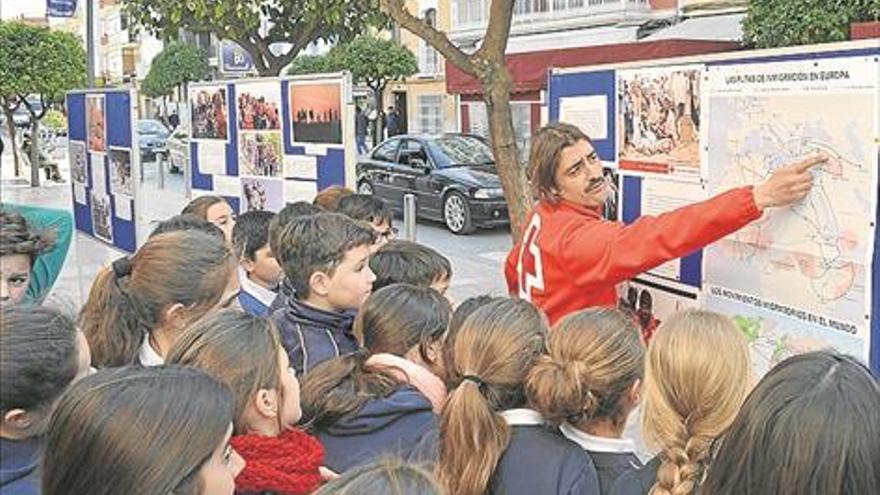 El centro de Cruz Roja acogió en el 2016 a casi un millar de inmigrantes