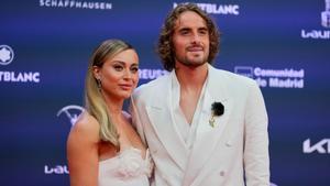 Badosa y Tsitsipas en la gala de los premios Laures que se celebró en Madrid