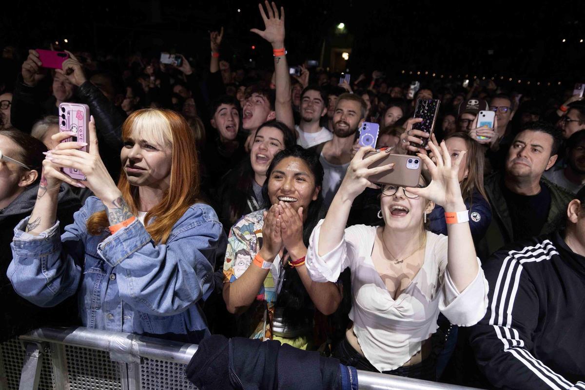 Alicante vibra con el directo de Fito & Fitipaldis