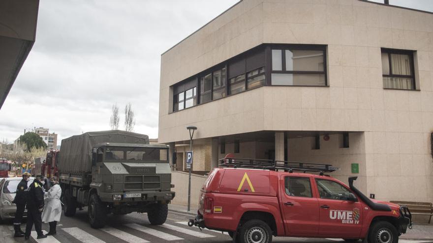 Efectius de l&#039;exèrcit van fer tasques de desinfecció a la residència de Sant Joan