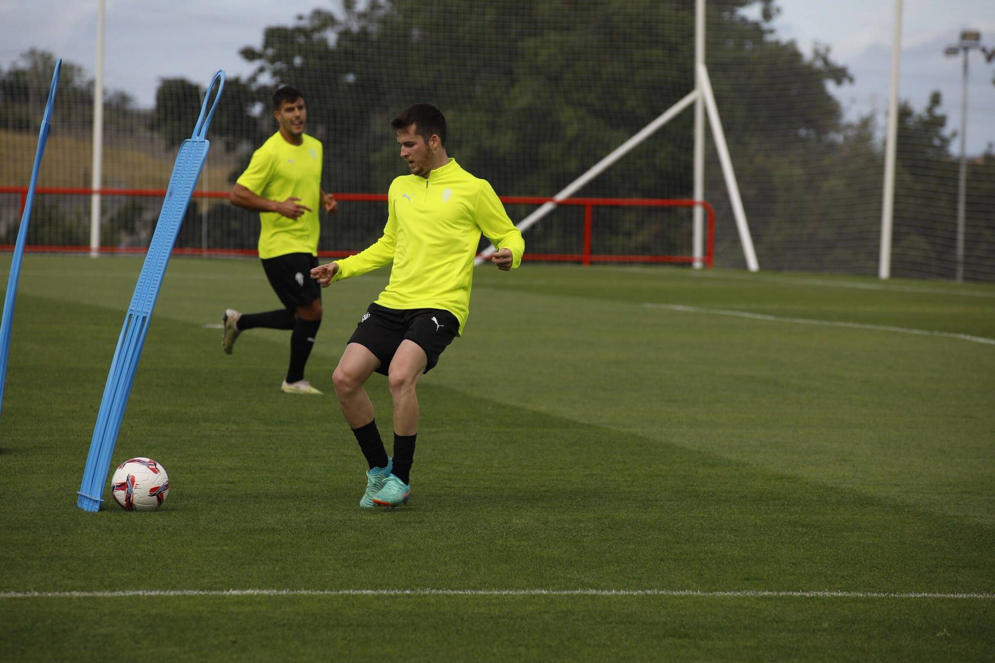 Así fue el primer entrenamiento de la era Albés en el Sporting (en imágenes)