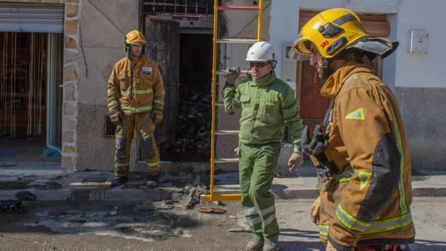 Elche registra siete denuncias en dos meses por posibles negocios irregulares