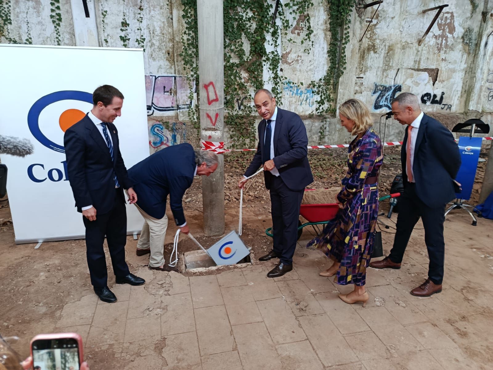 Las imágenes de la colocación de la primera piedra de Can Morató