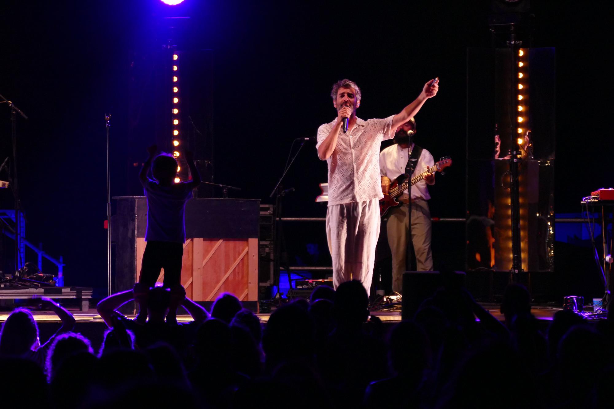 Concert de Joan Dausà al Festival Portalblau de l'Escala