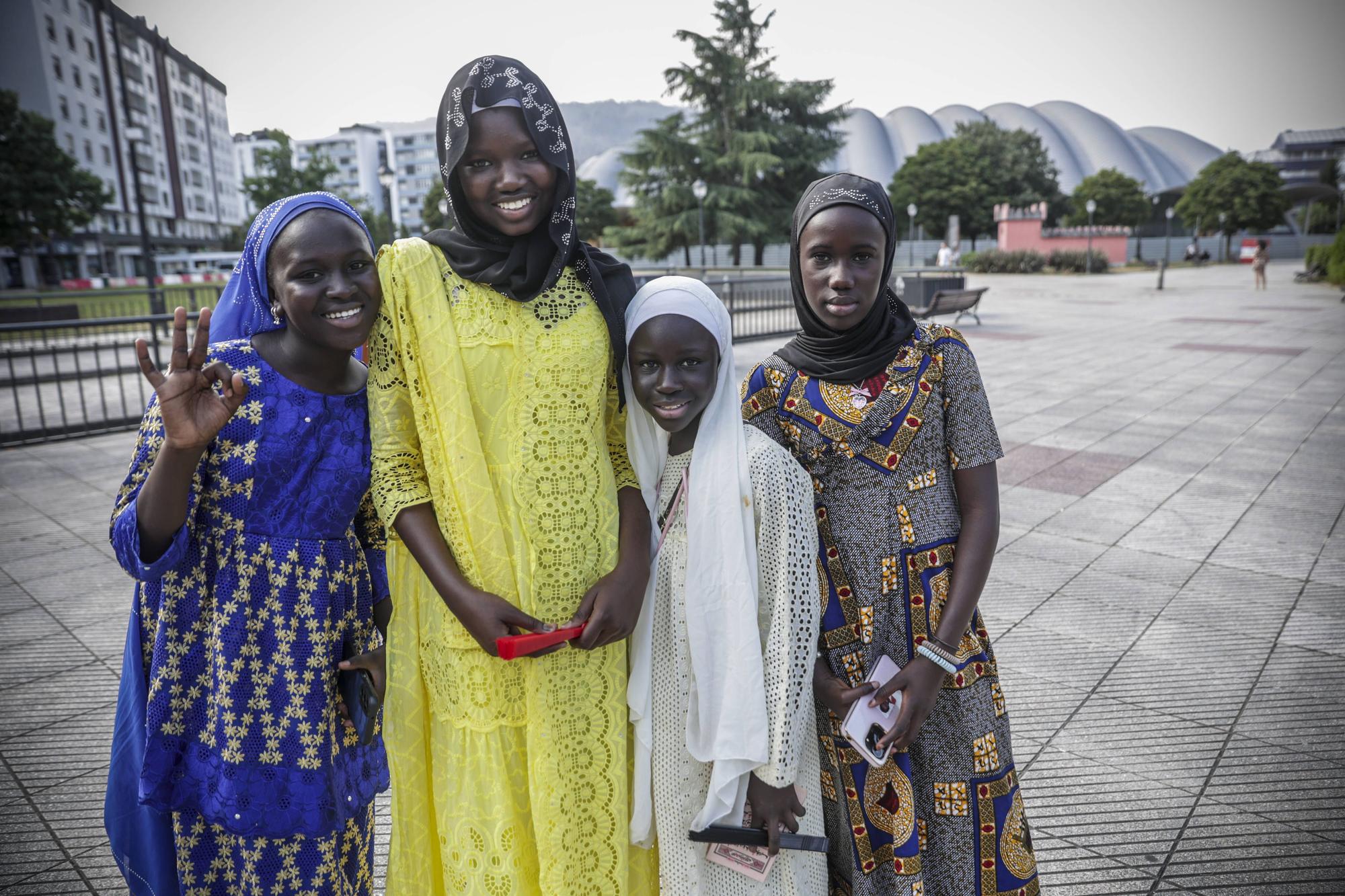 EN IMÁGENES: La comunidad senegalesa celebra en Ventanielles una festividad en honor a su líder religioso, Ahmadou Bamba